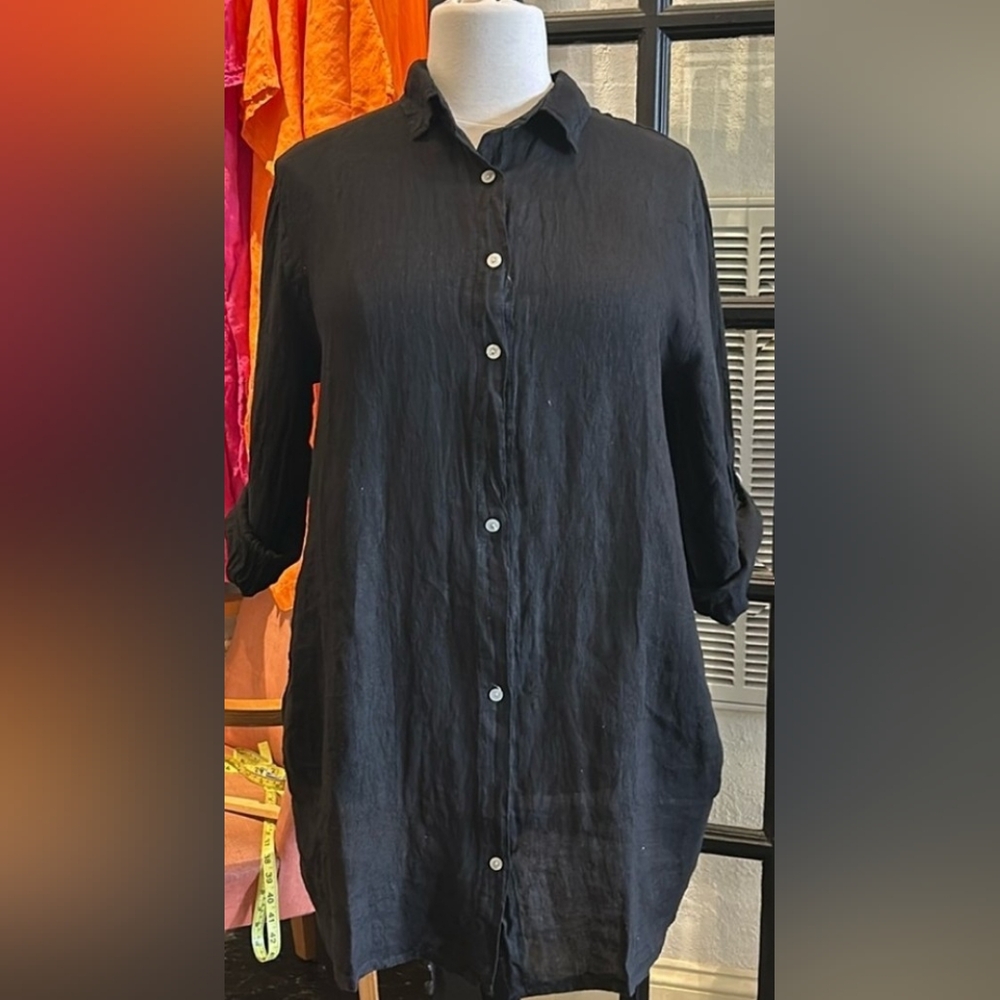 100% Italian Linen Black button up dress with pockets fits up to a 1x nwt